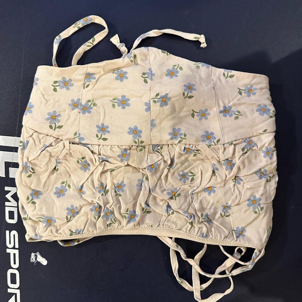 crop top with open back